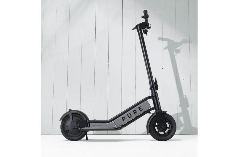 Halfords Red Plastic Primer 500ml Halfords Red Plastic Primer 500ml