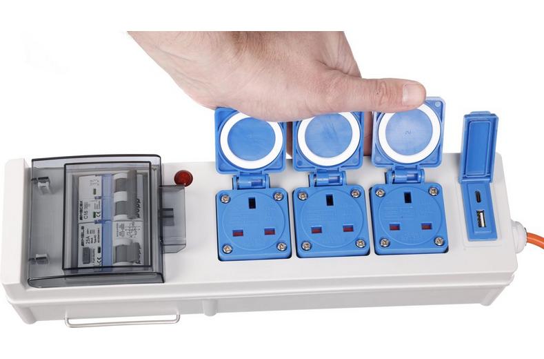 Halfords Mobile Mains Power Unit & USB Cable Halfords Mobile Mains Power Unit & USB Cable