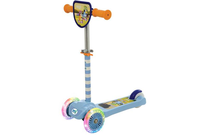 Bluey Mini Go Tilt Scooter with LEDS Bluey Mini Go Tilt Scooter with LEDS