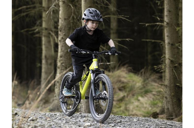 Voodoo Sobo Junior Mountain Bike - 20" Wheel Voodoo Sobo Junior Mountain Bike - 20" Wheel