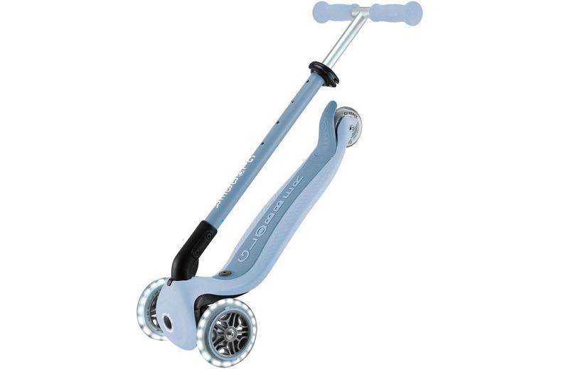 Globber Go Up Active Lights Eco - Blueberry Globber Go Up Active Lights Eco - Blueberry