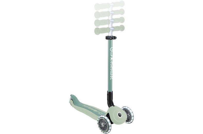 Globber Go Up Active Lights Eco - Pistachio Globber Go Up Active Lights Eco - Pistachio