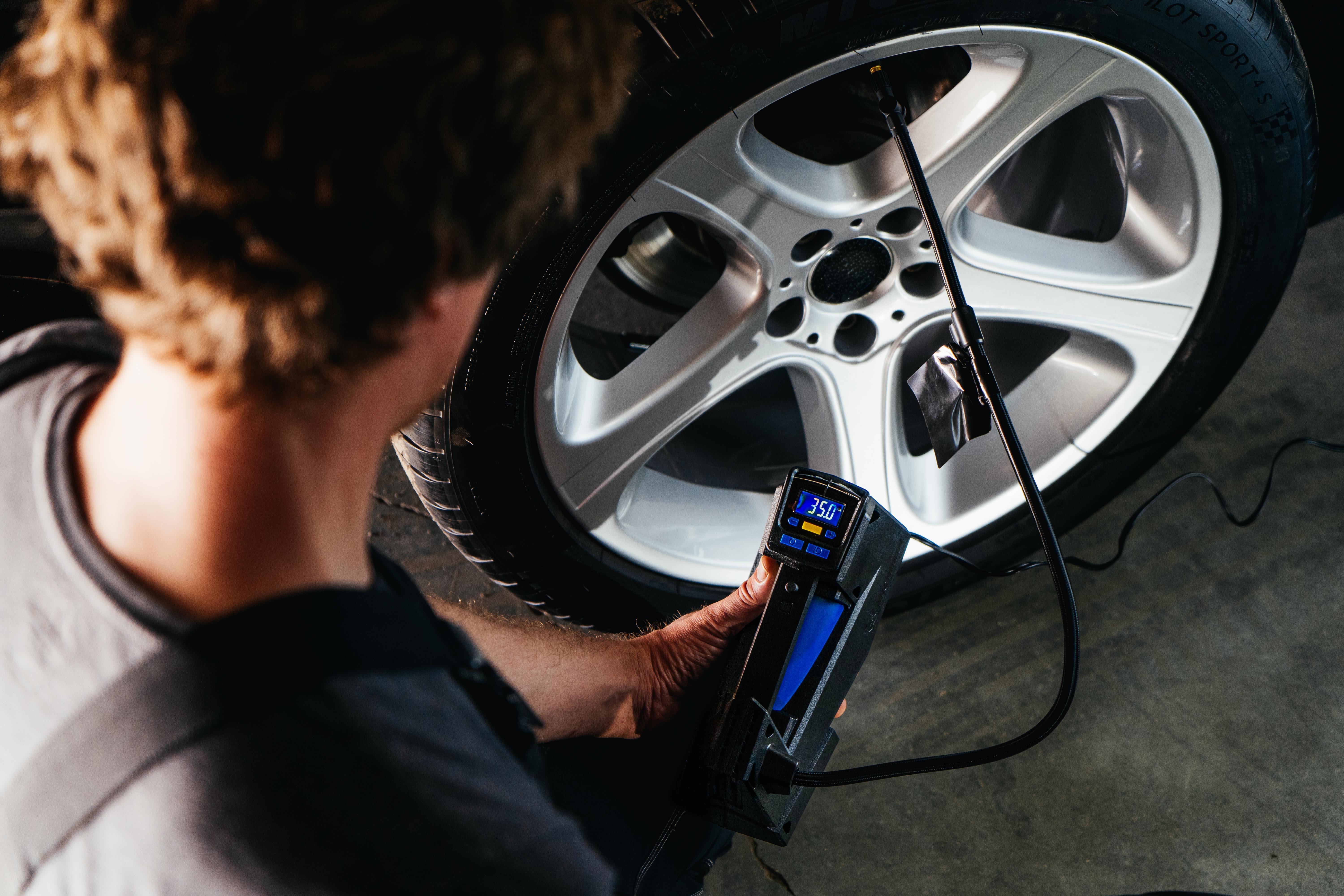 Michelin 12v DC SUV Tyre Inflator
