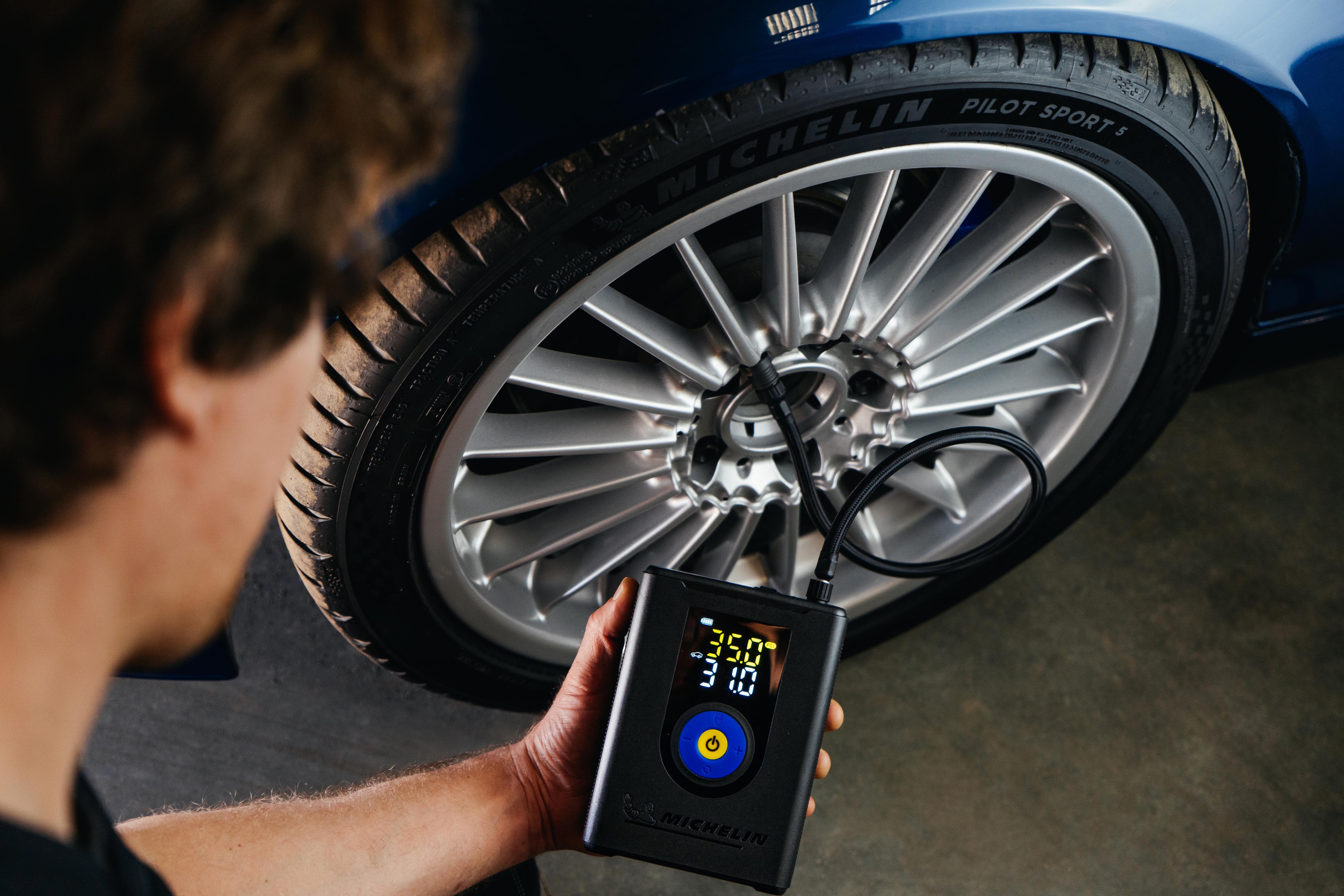 Michelin Tyre Inflator Jump Starter