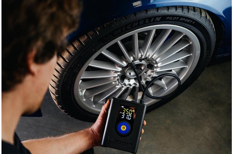 Michelin Tyre Inflator Jump Starter Michelin Tyre Inflator Jump Starter