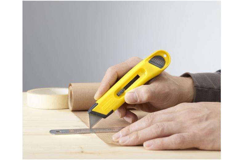Stanley Retractable Knife Stanley Retractable Knife