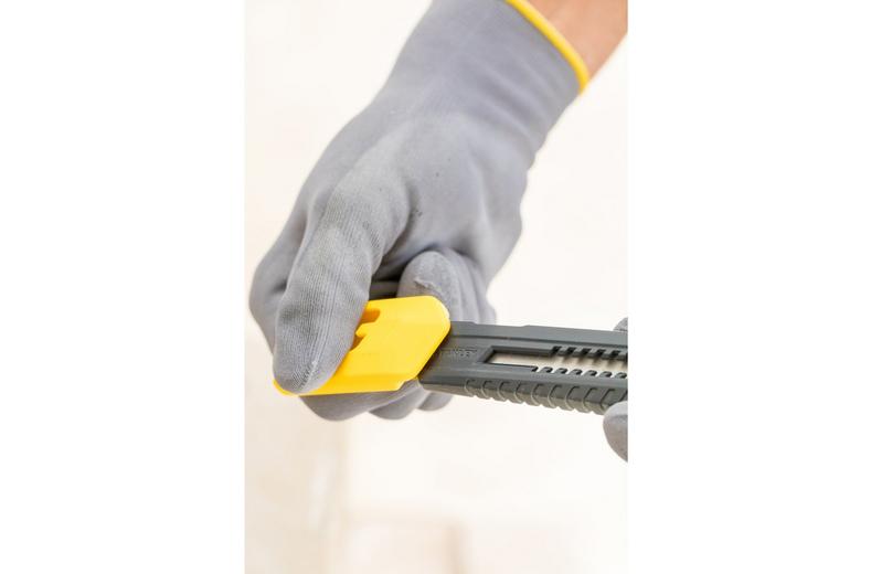 Stanley 18mm Snap off Knife Stanley 18mm Snap off Knife