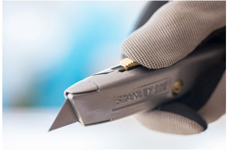 Stanley Retractable Blade Knife 99e Stanley Retractable Blade Knife 99e