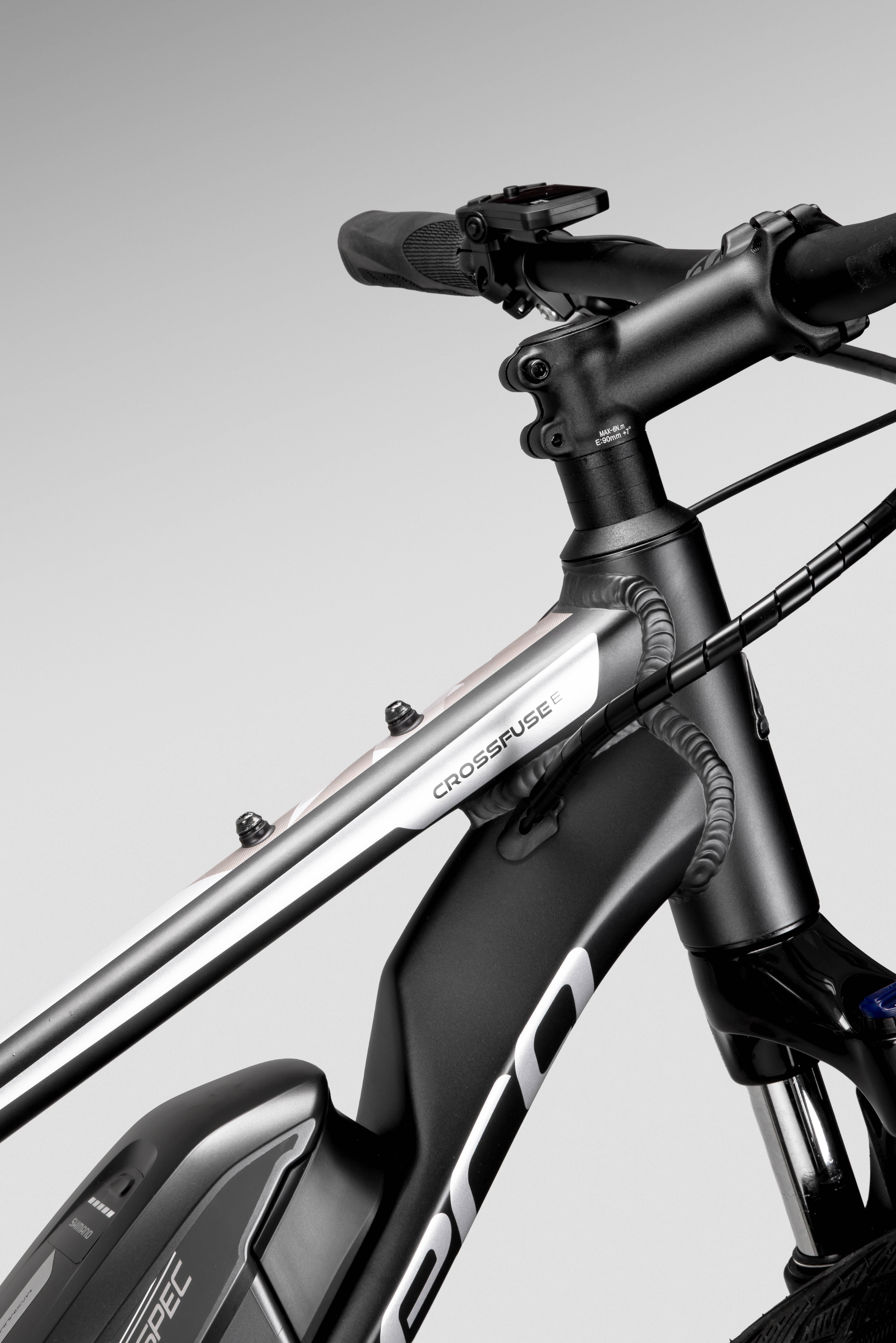 Carrera Crossfuse Womens Electric Hybrid Bike - S, M Frames