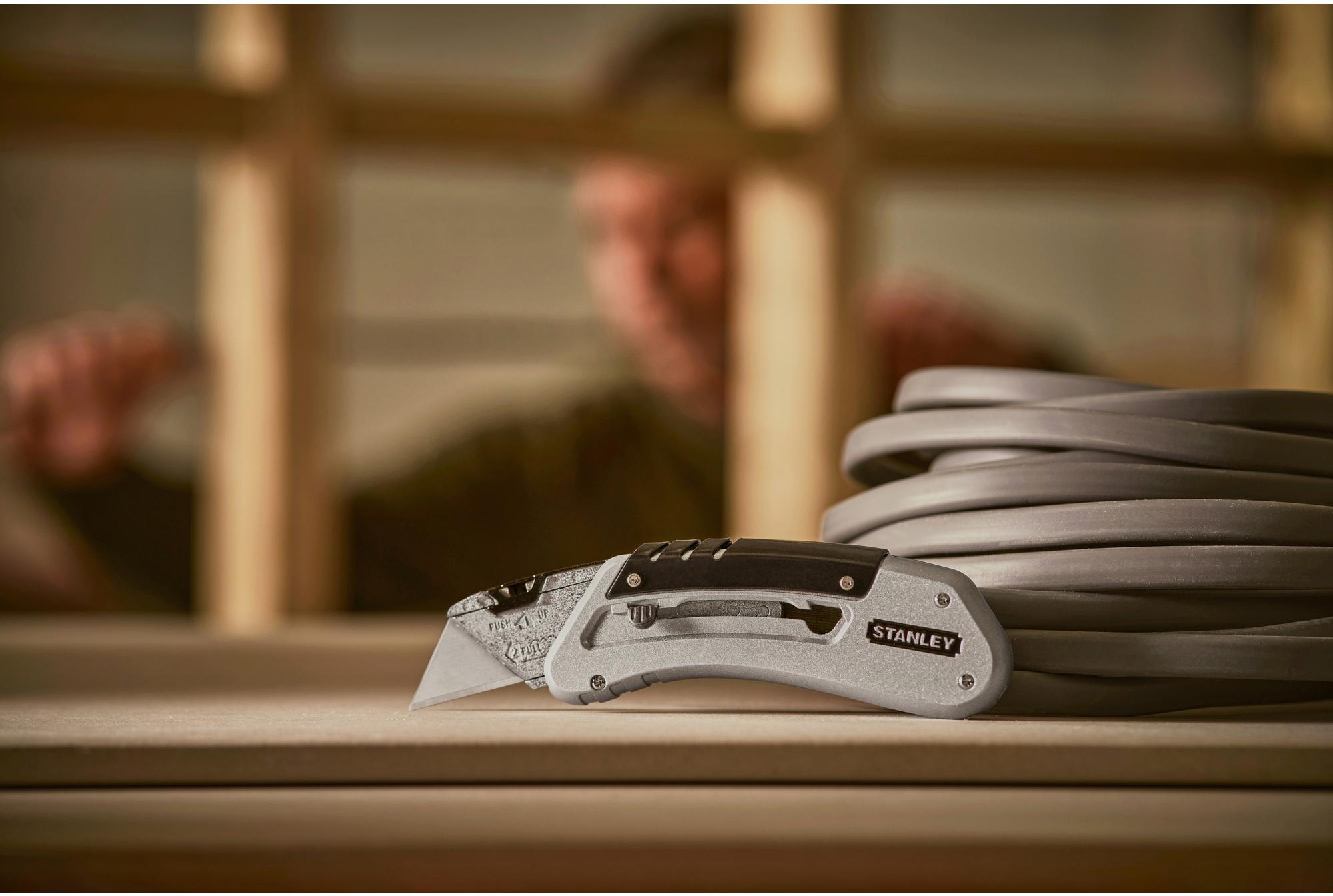 Stanley Quickslide Retractable Pocket Knife