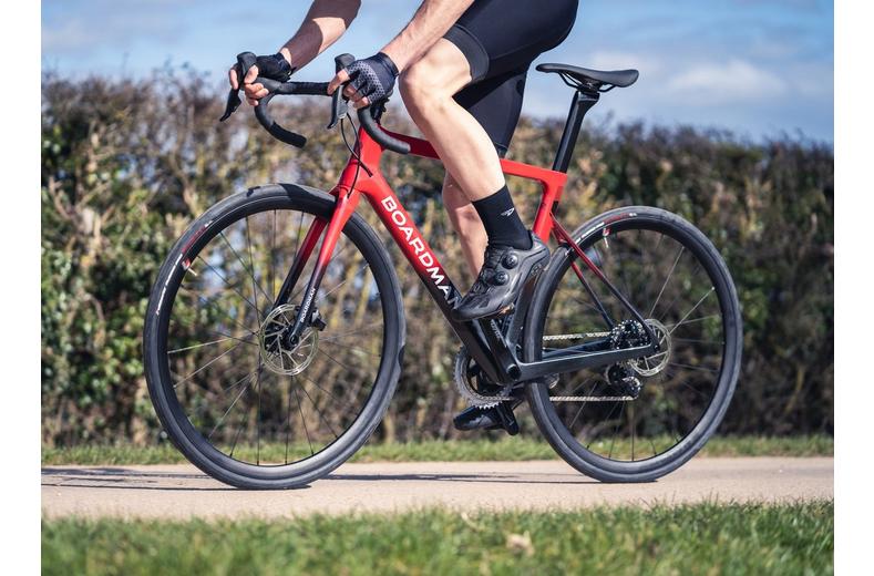 Boardman SLR 9.4 Disc Mens Road Bike - XS, S, M , L, XL Frames Boardman SLR 9.4 Disc Mens Road Bike - XS, S, M , L, XL Frames