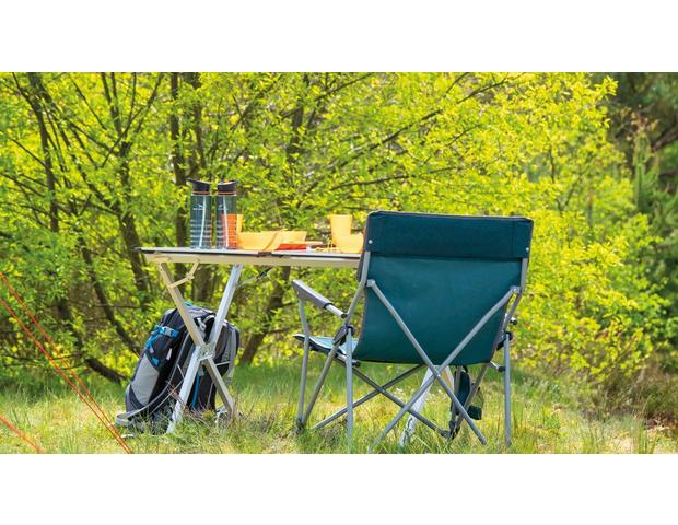 Easy Camp Cerf Picnic UK Box | Halfords 4 Persons