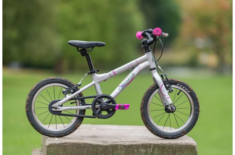 Carrera Cosmos Kids Bike - 14" Wheel - Silver Carrera Cosmos Kids Bike - 14" Wheel - Silver