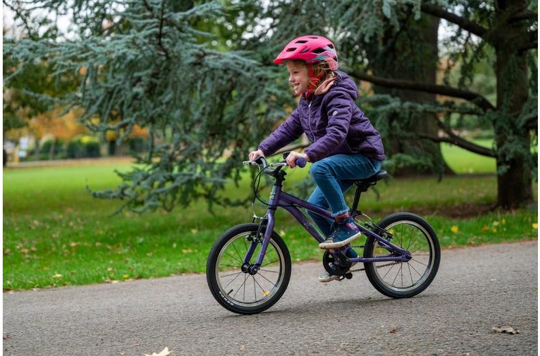 Carrera Cosmos Kids Bike - 16" Wheel - Purple Carrera Cosmos Kids Bike - 16" Wheel - Purple