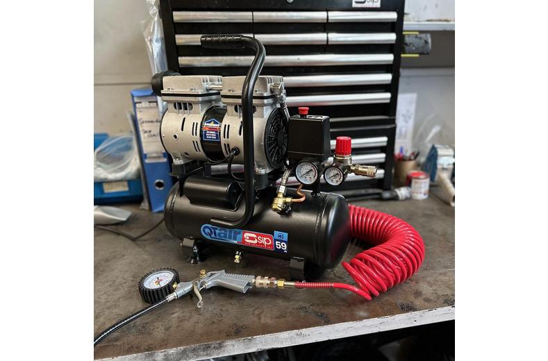 SIP QT AIR DD 6L Ultra Low Noise Oil-Free Compressor SIP QT AIR DD 6L Ultra Low Noise Oil-Free Compressor