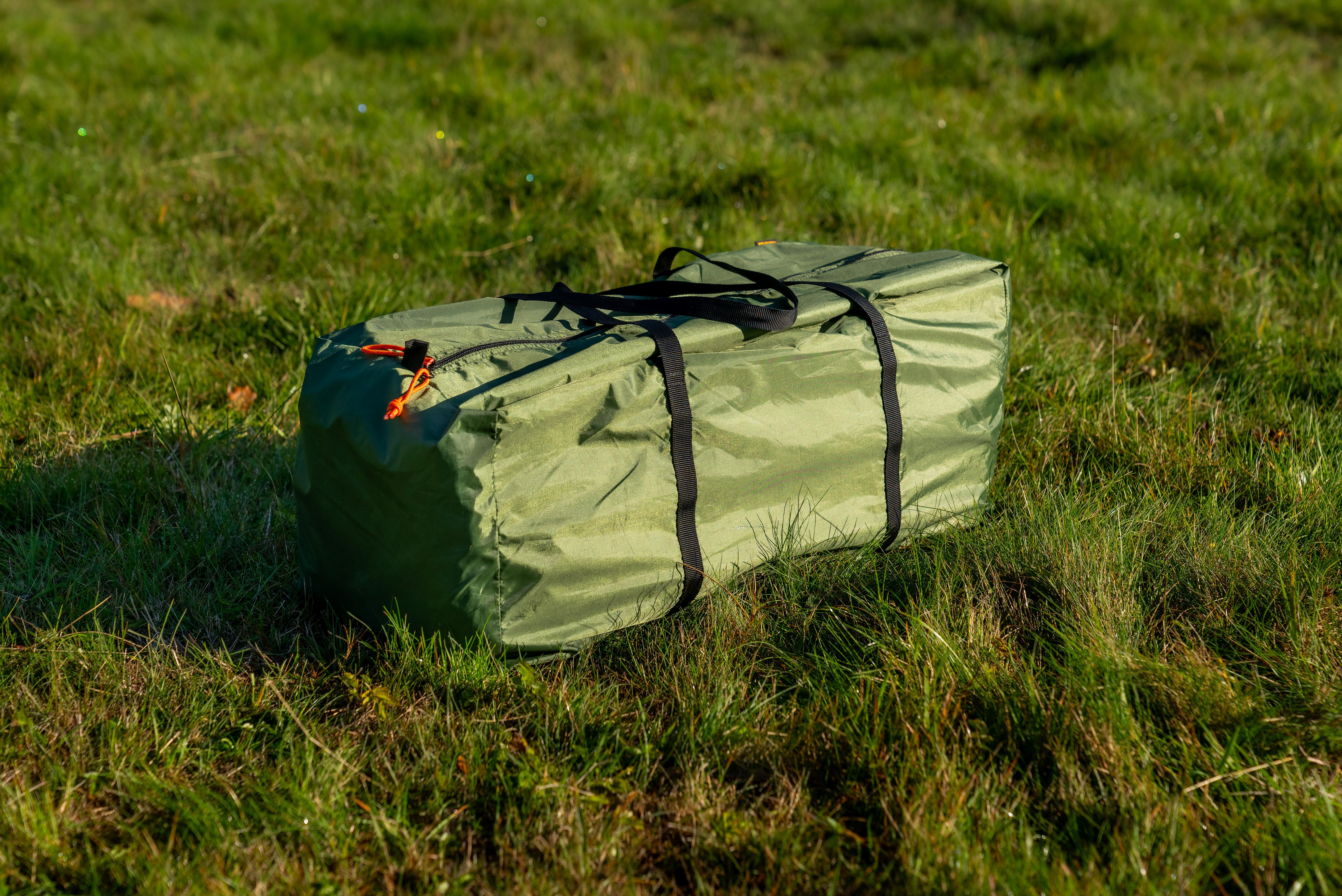 Halfords 4 Person Domed Tunnel Tent