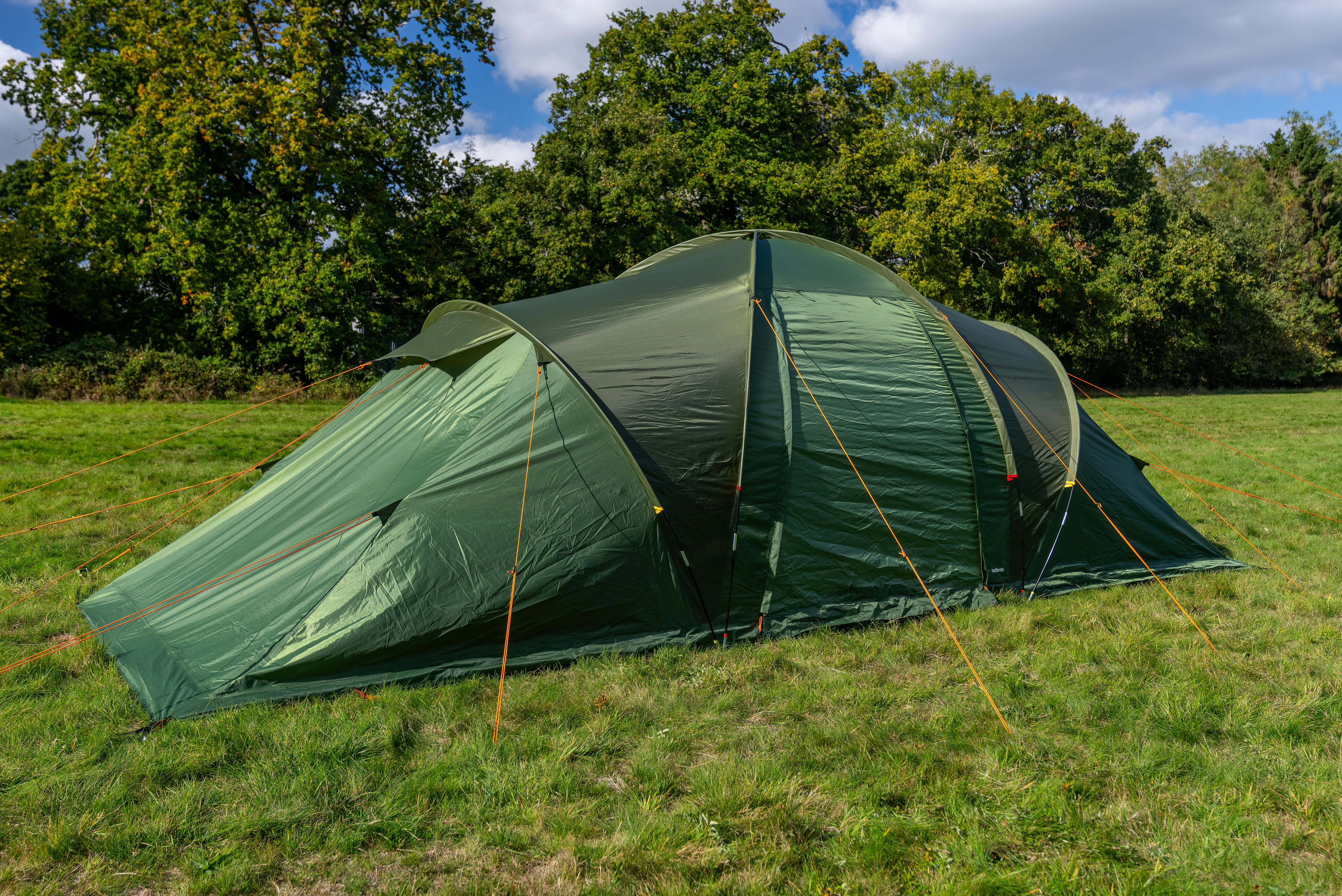 Halfords 6 Person Tunnel Tent