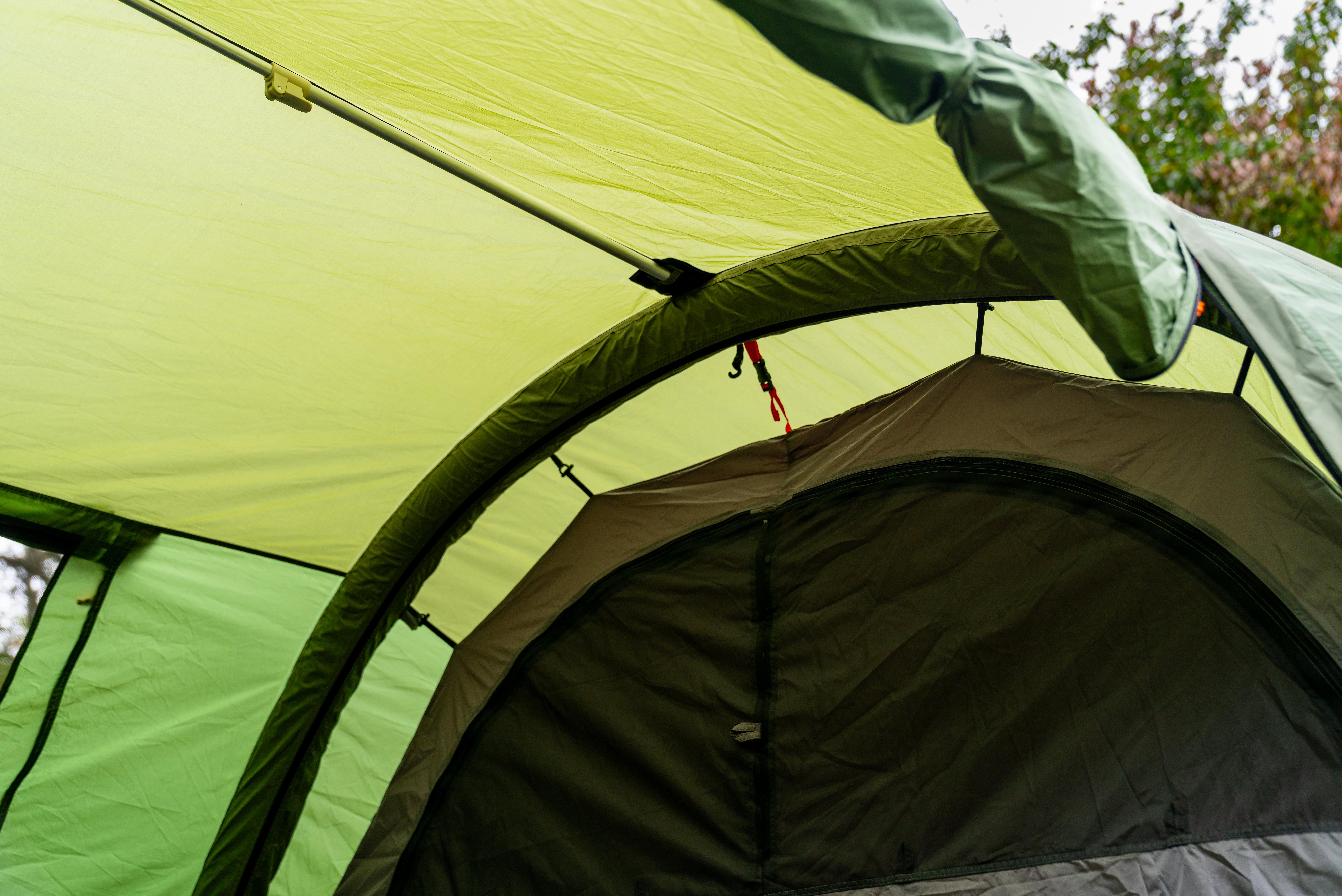 Halfords 6 Person Air Tent