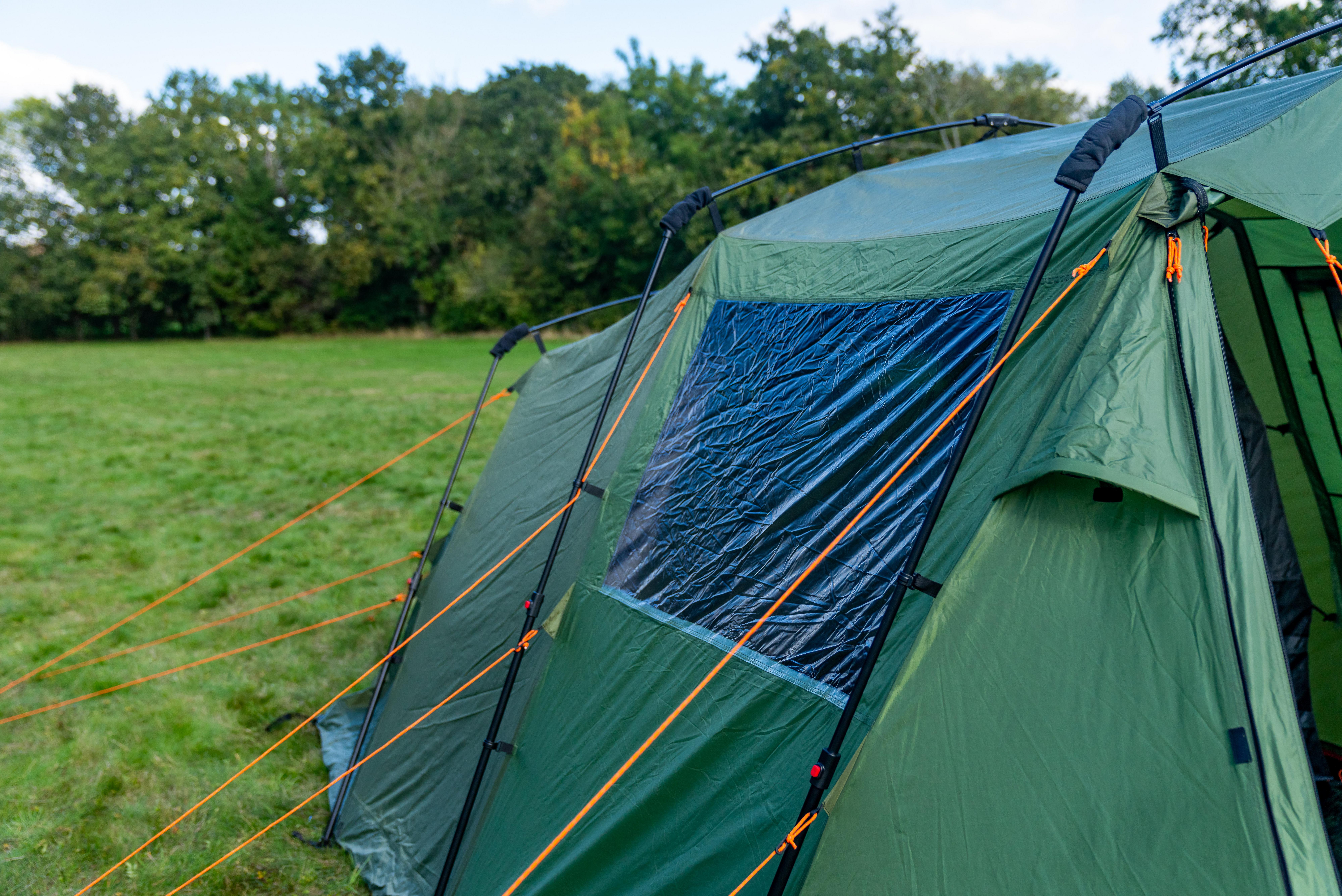 Halfords 4 Person Quick Up Tent