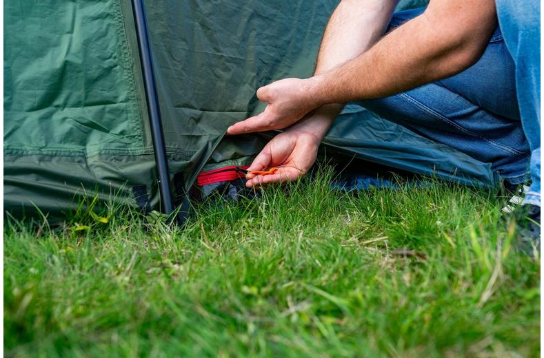 Halfords 4 Person Quick Up Tent Halfords 4 Person Quick Up Tent