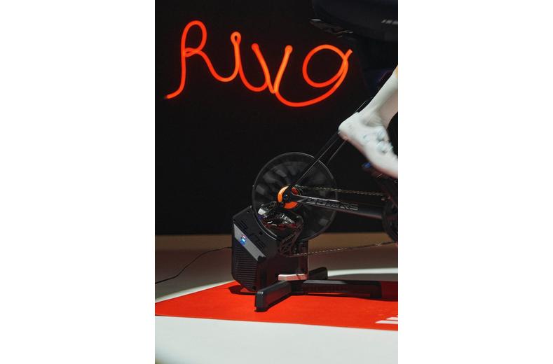 Elite Rivo Turbo Trainer With Zwift Cog & Click Elite Rivo Turbo Trainer With Zwift Cog & Click
