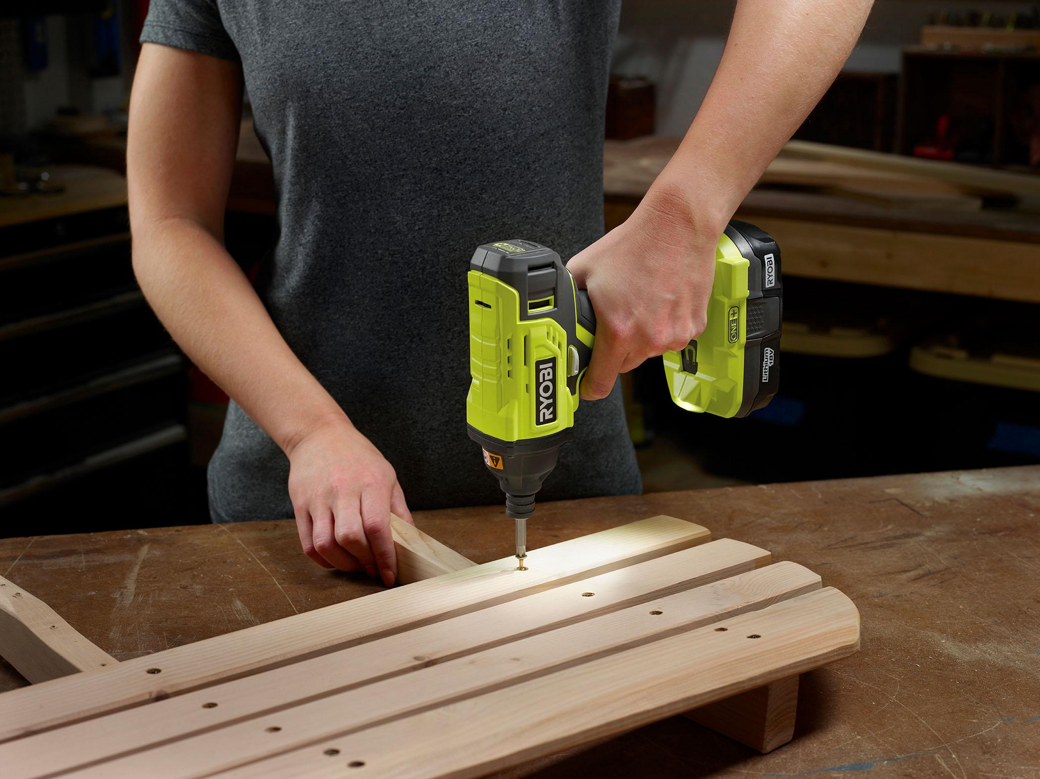 RYOBI 18V ONE+ Impact Driver Starter Kit (1x 2.0Ah)