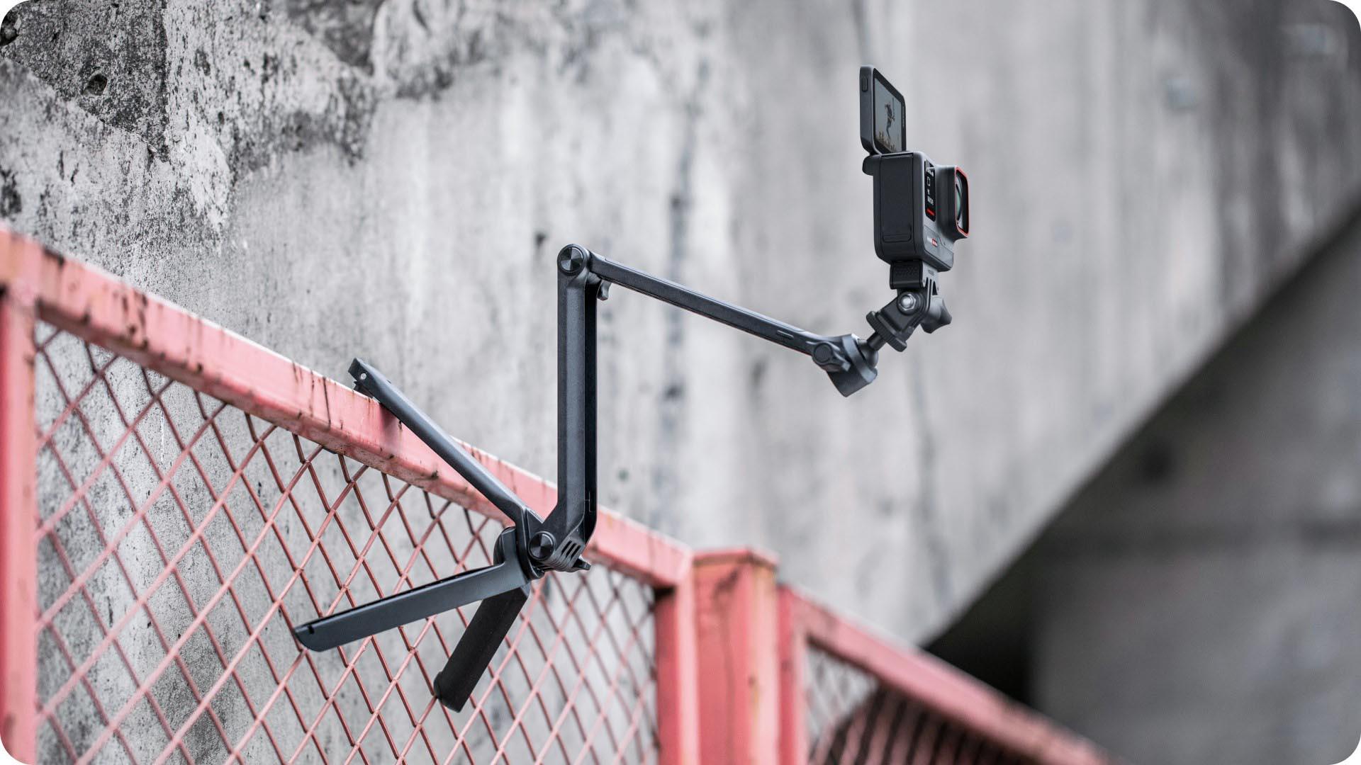 Insta360 Vlog Multi Mount (Ace, GO, Link Series)