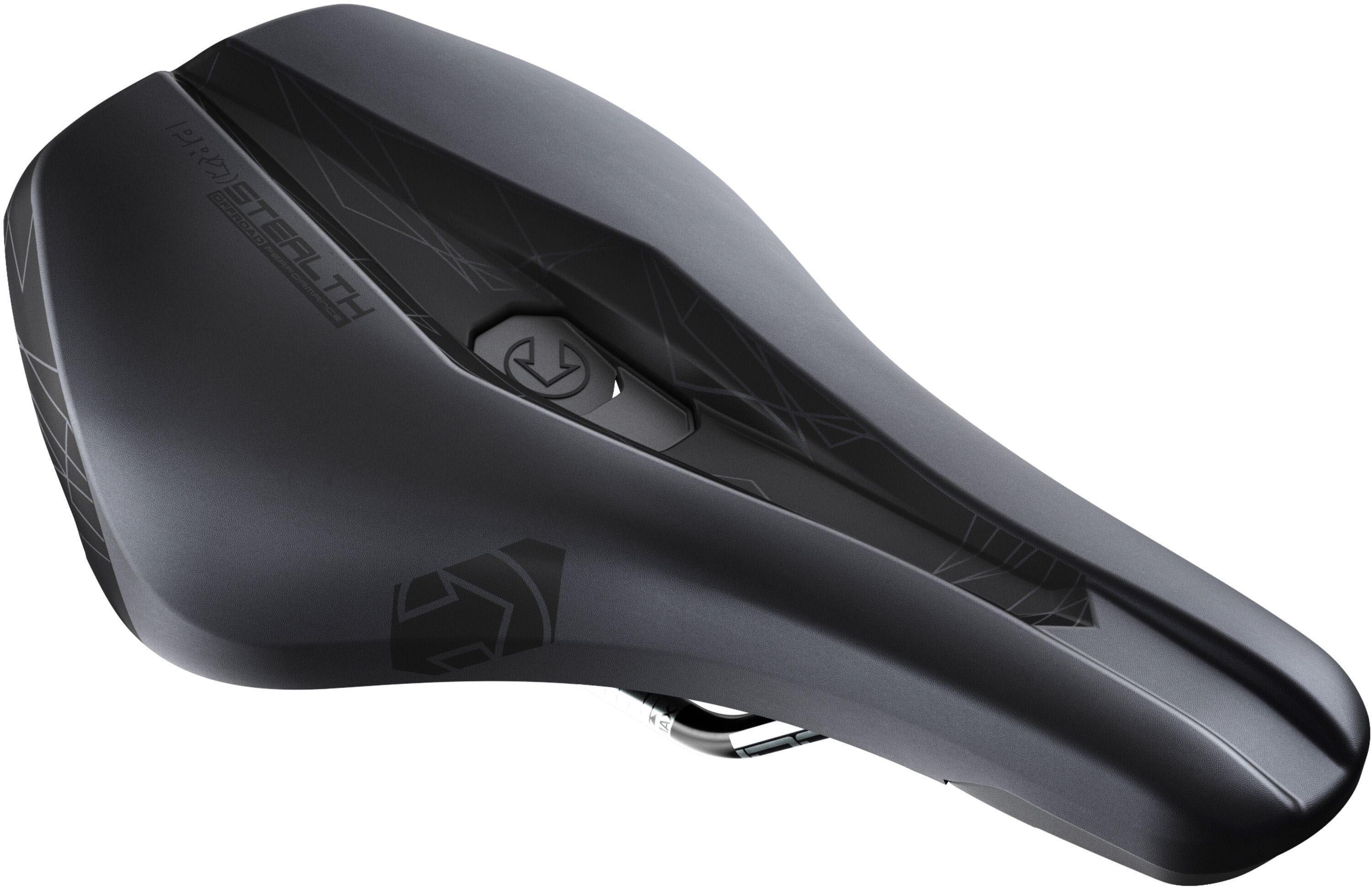 Halfords PRO Stealth Off-Road Saddle, 152mm | Pricematch, Extra 8% off for BC Members, Free Bike Health Check, Cycle2Work Scheme & 0% APR Finance.