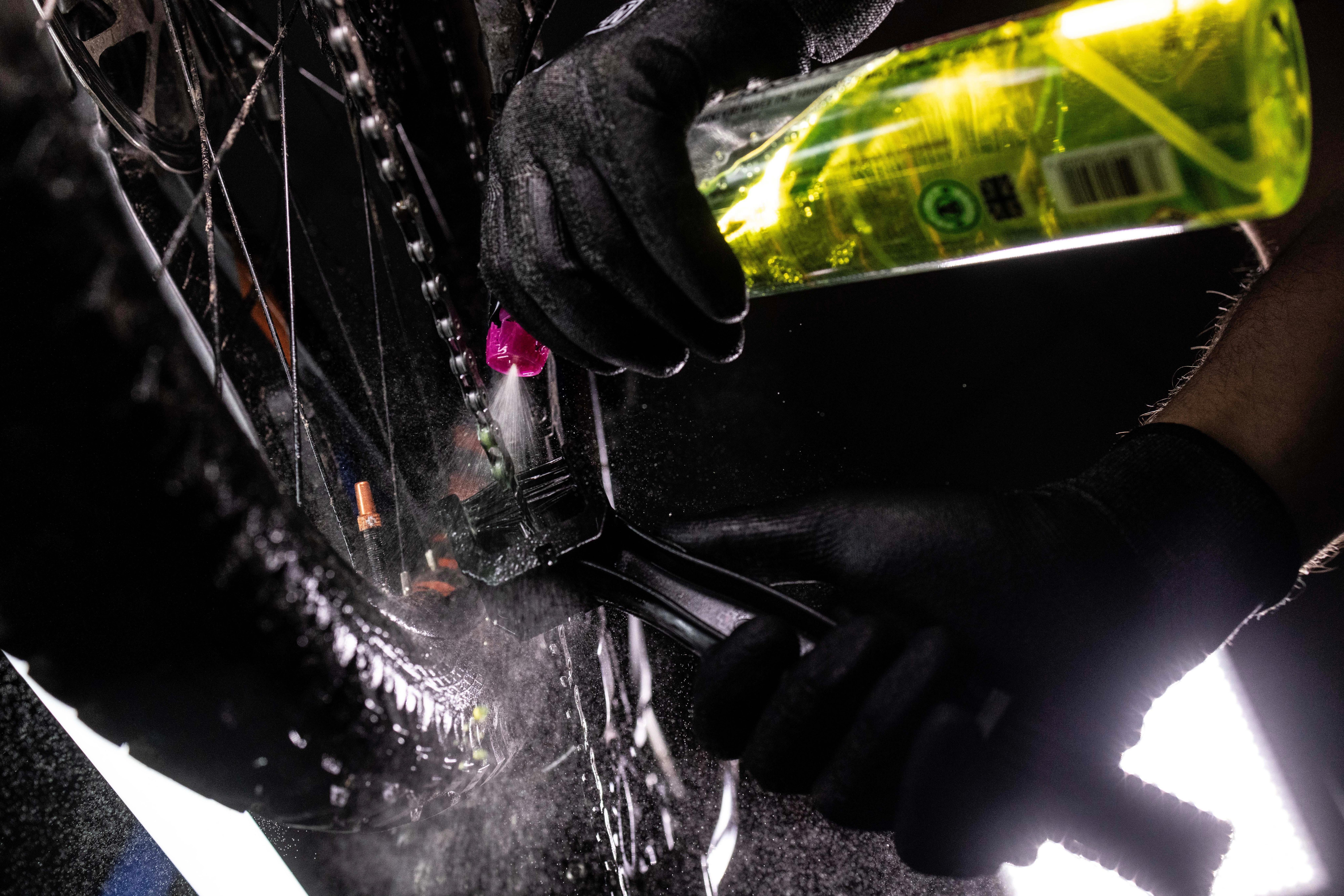 Muc-Off Bicycle Chain Care Kit