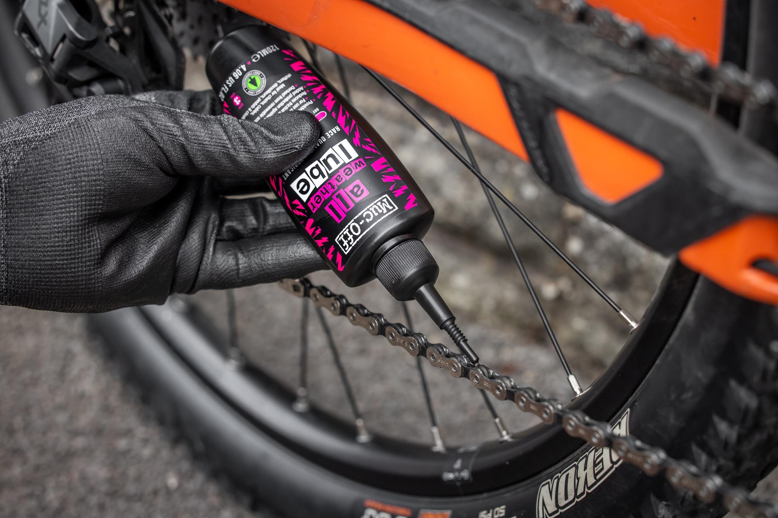 Muc-Off Bicycle Chain Care Kit