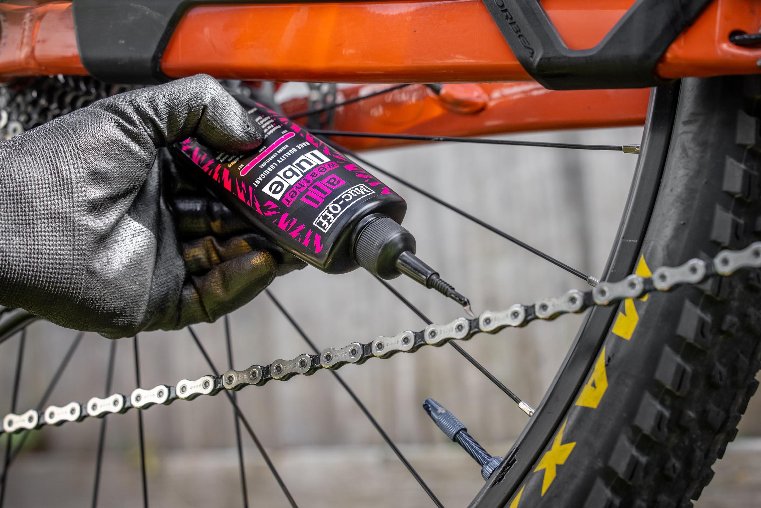 Muc-Off Bicycle Chain Care Kit