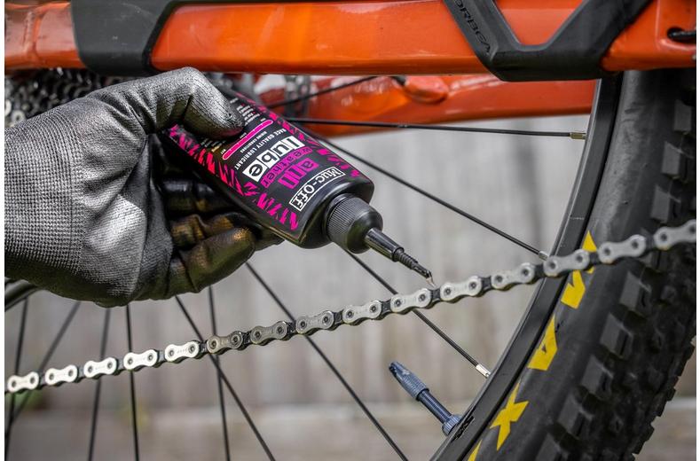 Muc-Off Bicycle Chain Care Kit Muc-Off Bicycle Chain Care Kit