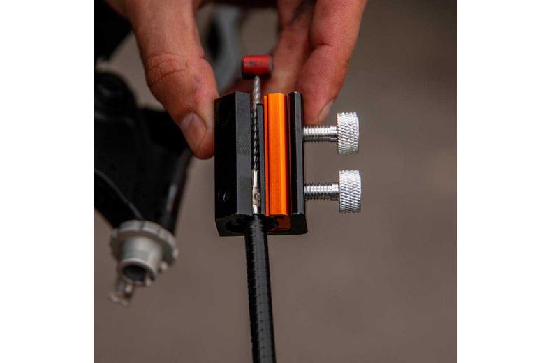 Tru-Tension Cable Monkey - Motorcycle Cable Lubricator Tru-Tension Cable Monkey - Motorcycle Cable Lubricator