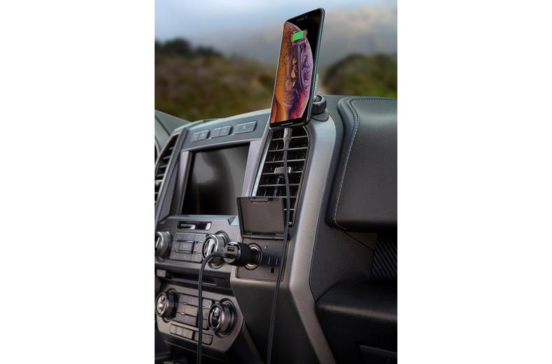 Scosche StrikeLine Lightning to USB-A Cable Spacegray 3m Scosche StrikeLine Lightning to USB-A Cable Spacegray 3m