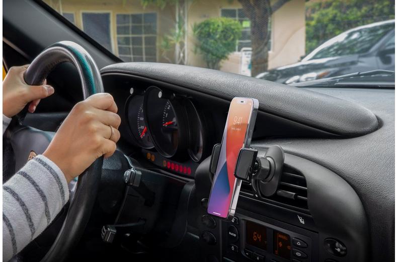 Scosche QuickGrip Universal Vent Phone Mount Scosche QuickGrip Universal Vent Phone Mount