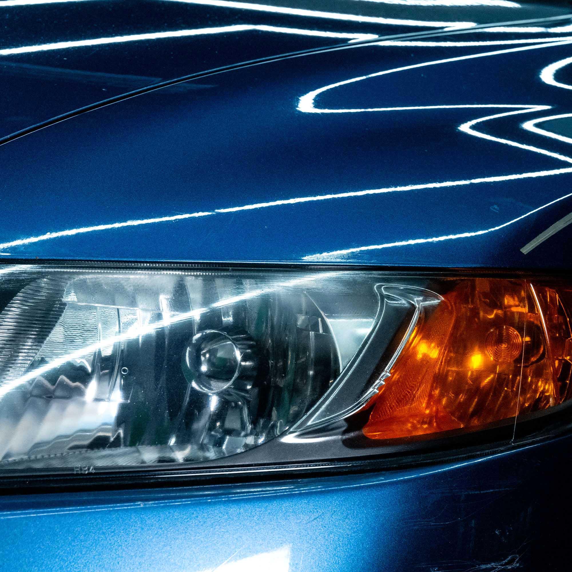 Turtle Wax Speed Headlight Lens Restorer Kit with Ceramic Sealing Wipes