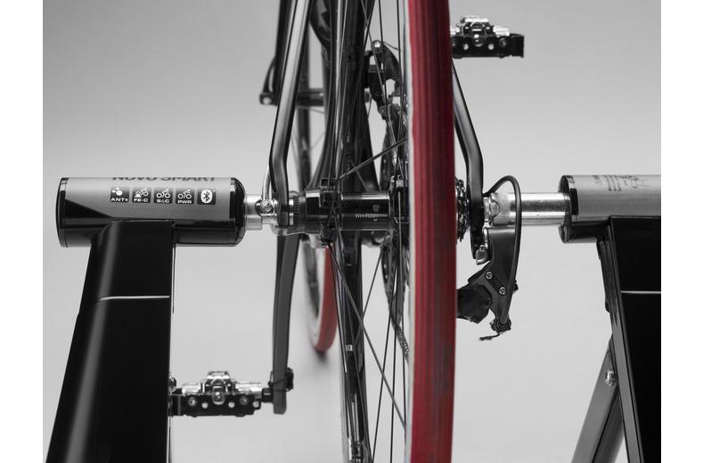 Elite Novo Smart Turbo Trainer Elite Novo Smart Turbo Trainer