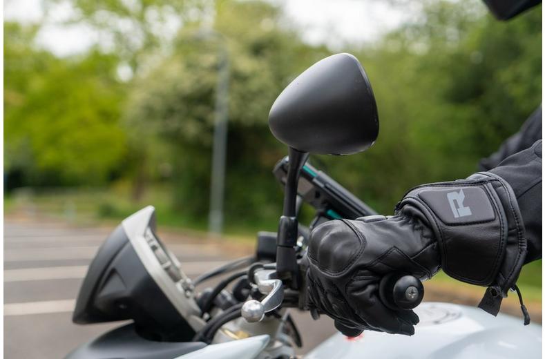 Richa Waterproof Racing Motorcycle Gloves - Black Richa Waterproof Racing Motorcycle Gloves - Black