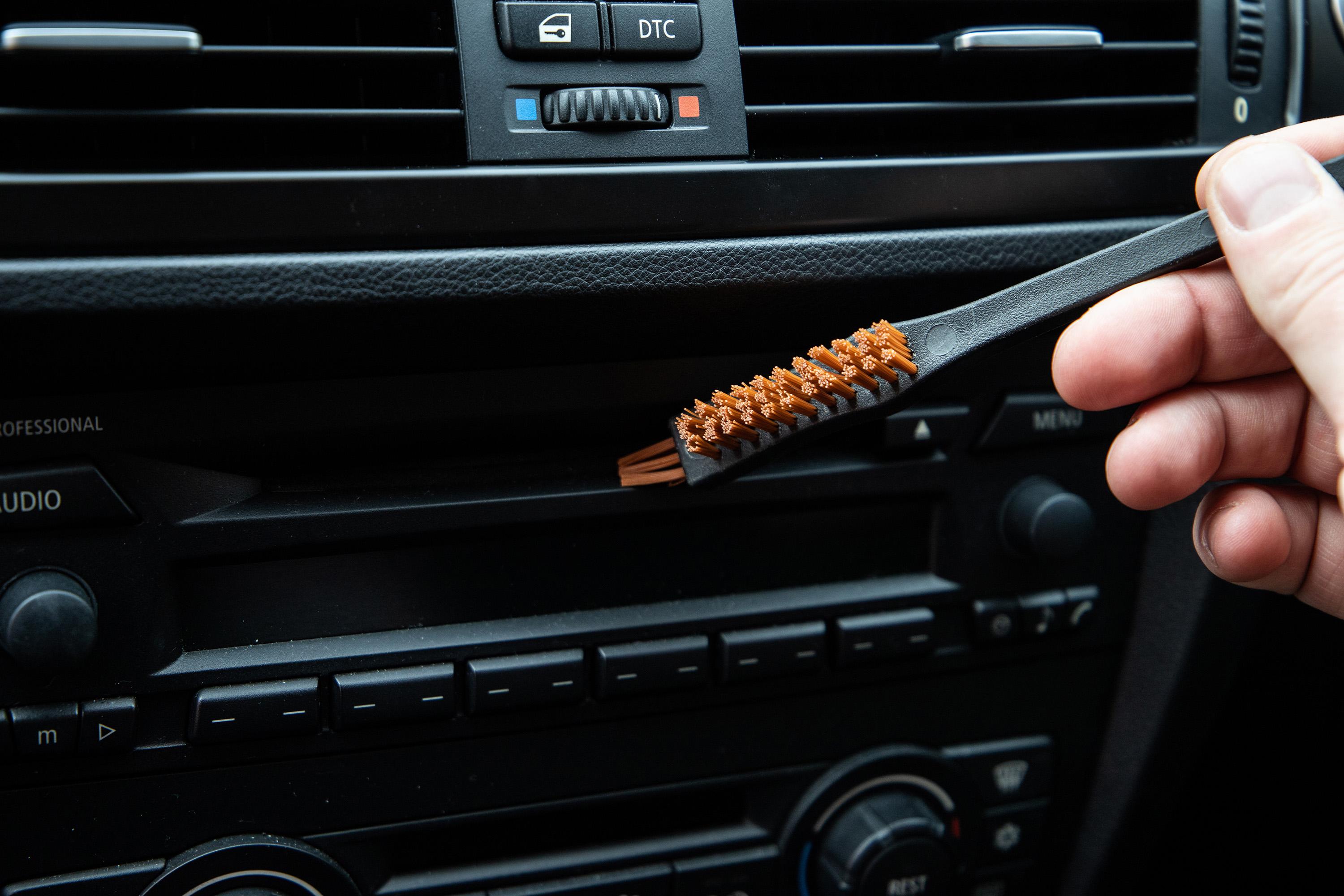 Meguiar’s Triple Duty Detail Brush