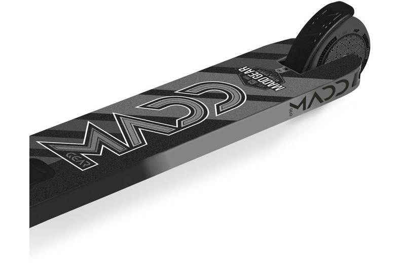 Madd Gear Kick Pro V5 Stunt Scooter Madd Gear Kick Pro V5 Stunt Scooter