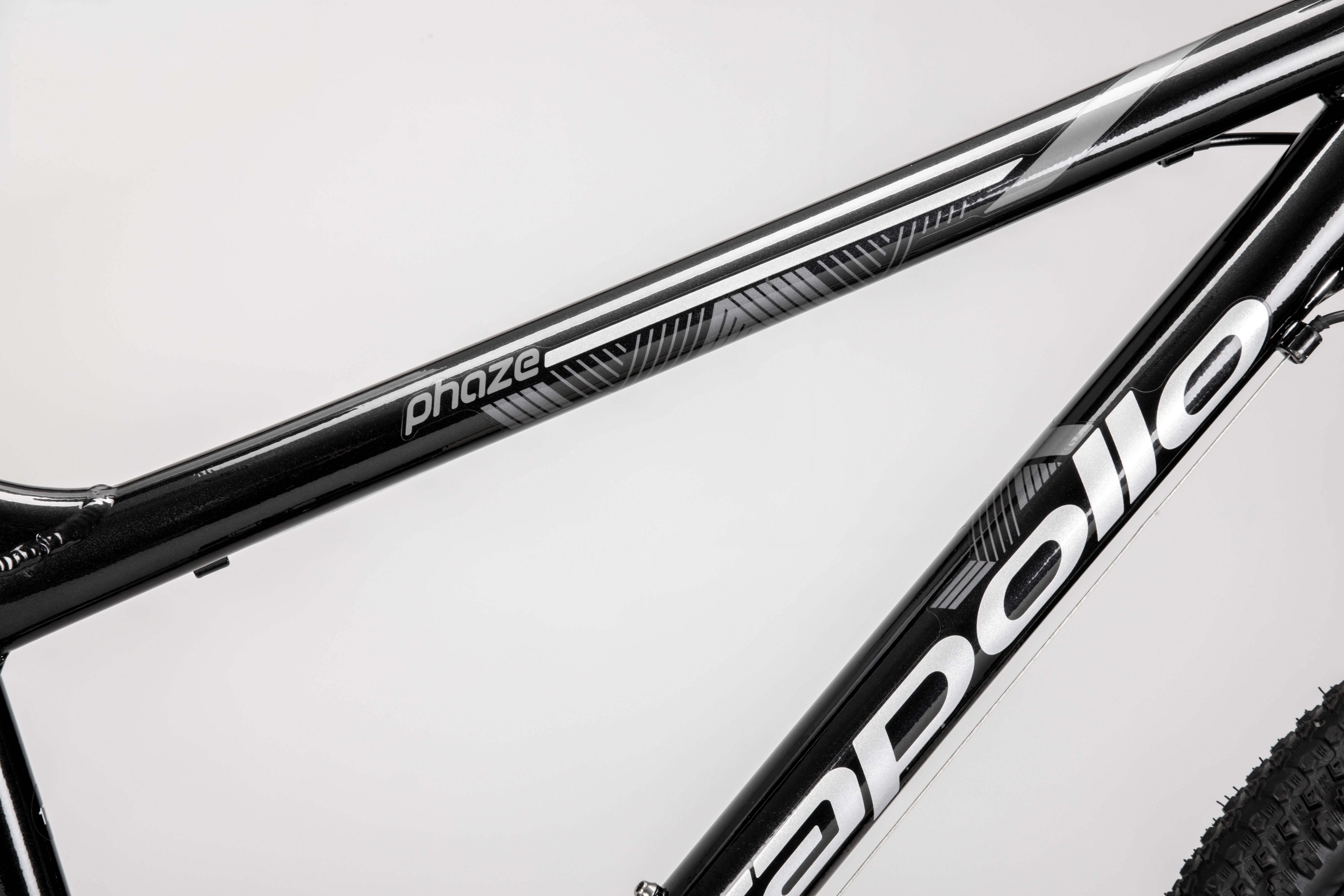 Apollo Phaze Black Mountain Bike - S, M, L Frames