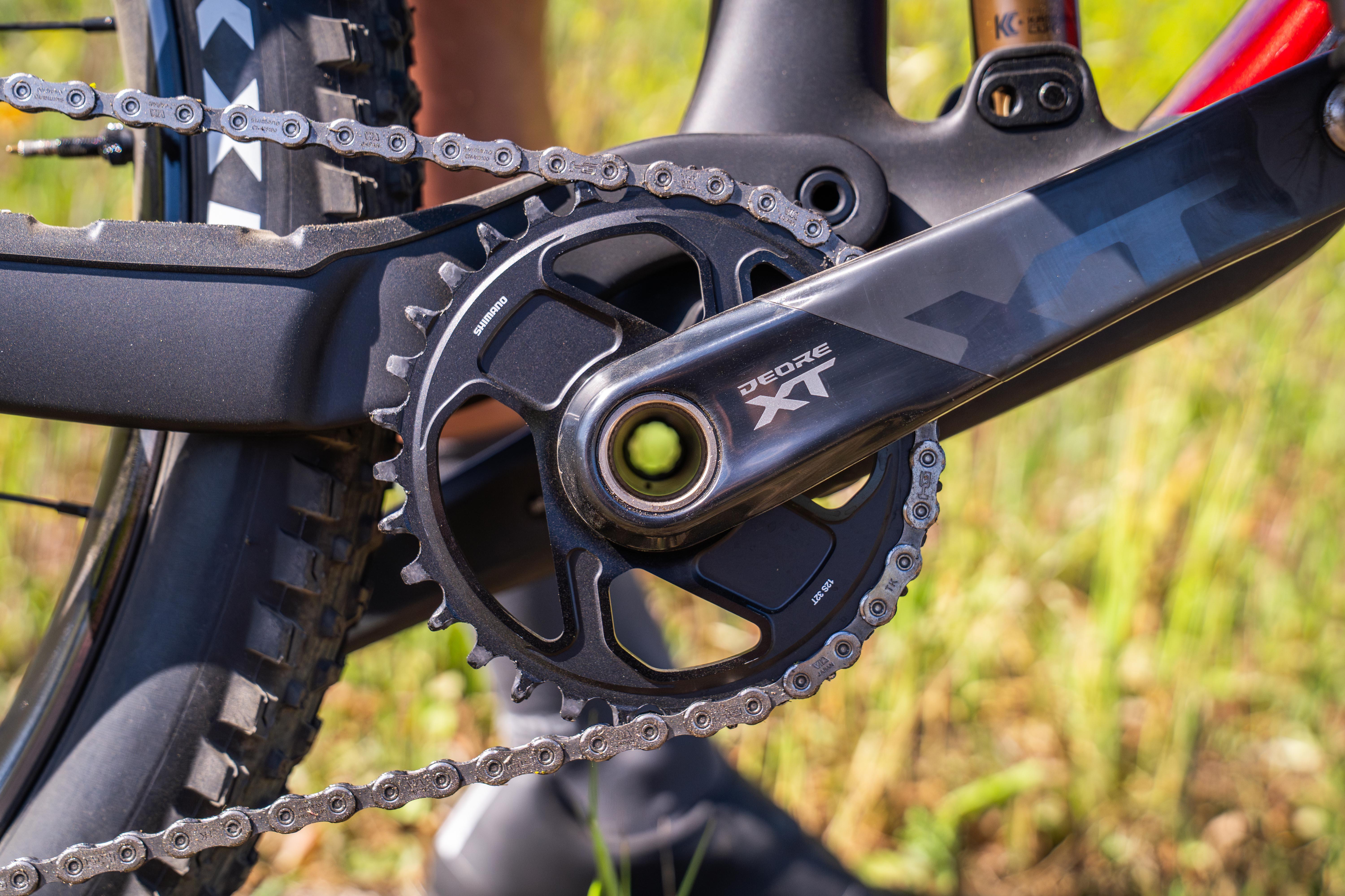 Shimano XT FC-M8200 Crankset Without Ring