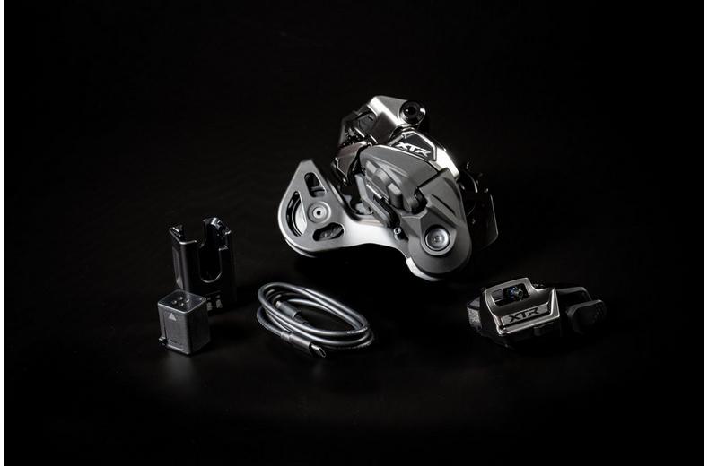 Shimano XTR M9520 Di2 Upgrade Kit, SGS Mech, Band-On Shimano XTR M9520 Di2 Upgrade Kit, SGS Mech, Band-On