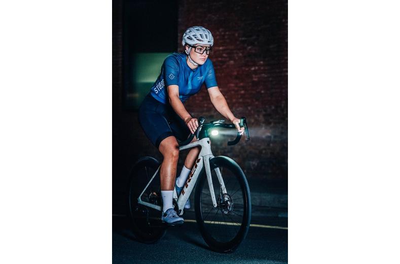 Titan Max 1700Lm Light, Remote Titan Max 1700Lm Light, Remote