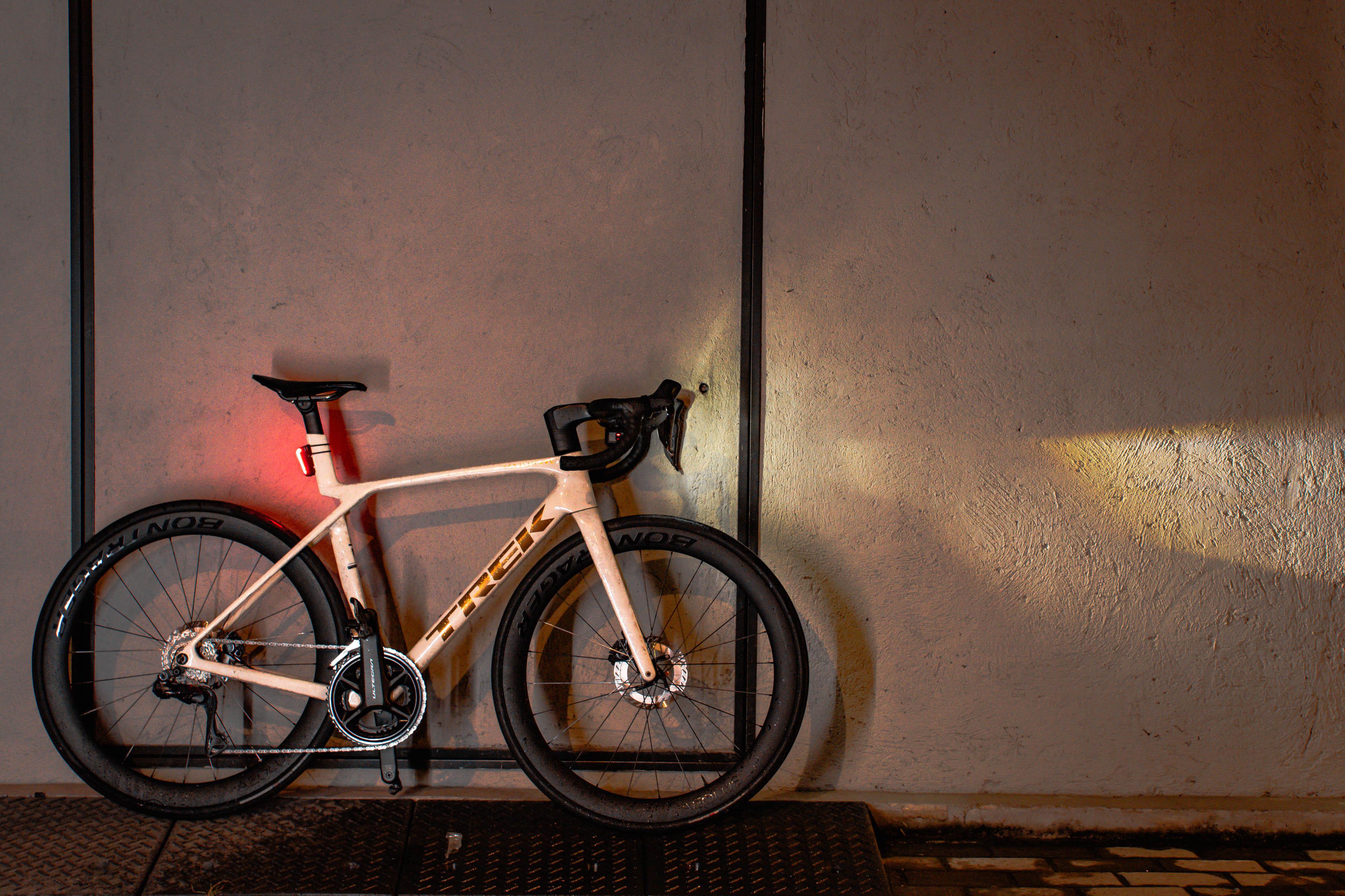 Titan Max 1700Lm Light, Remote