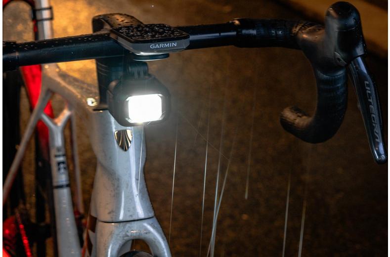 Titan Max 1700Lm Light, Remote Titan Max 1700Lm Light, Remote