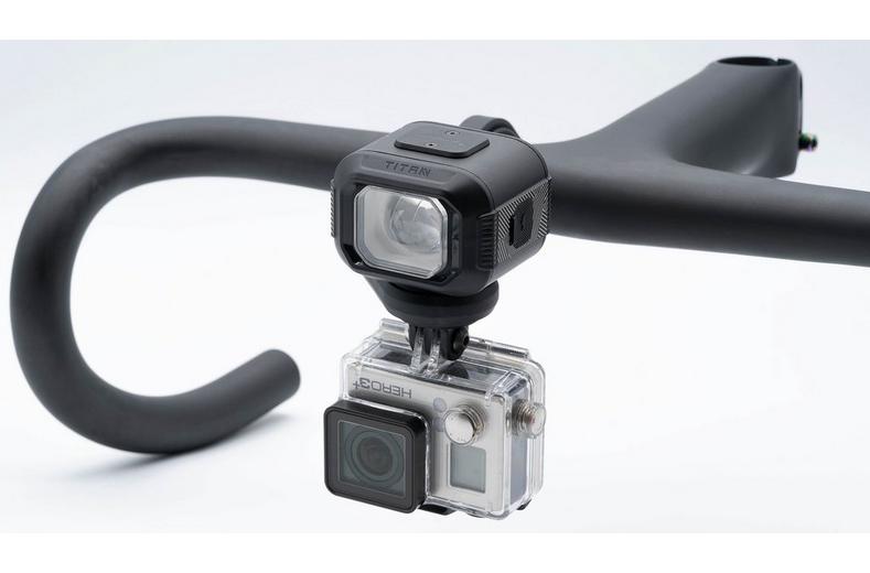 Titan Max 1700Lm Light, Remote Titan Max 1700Lm Light, Remote