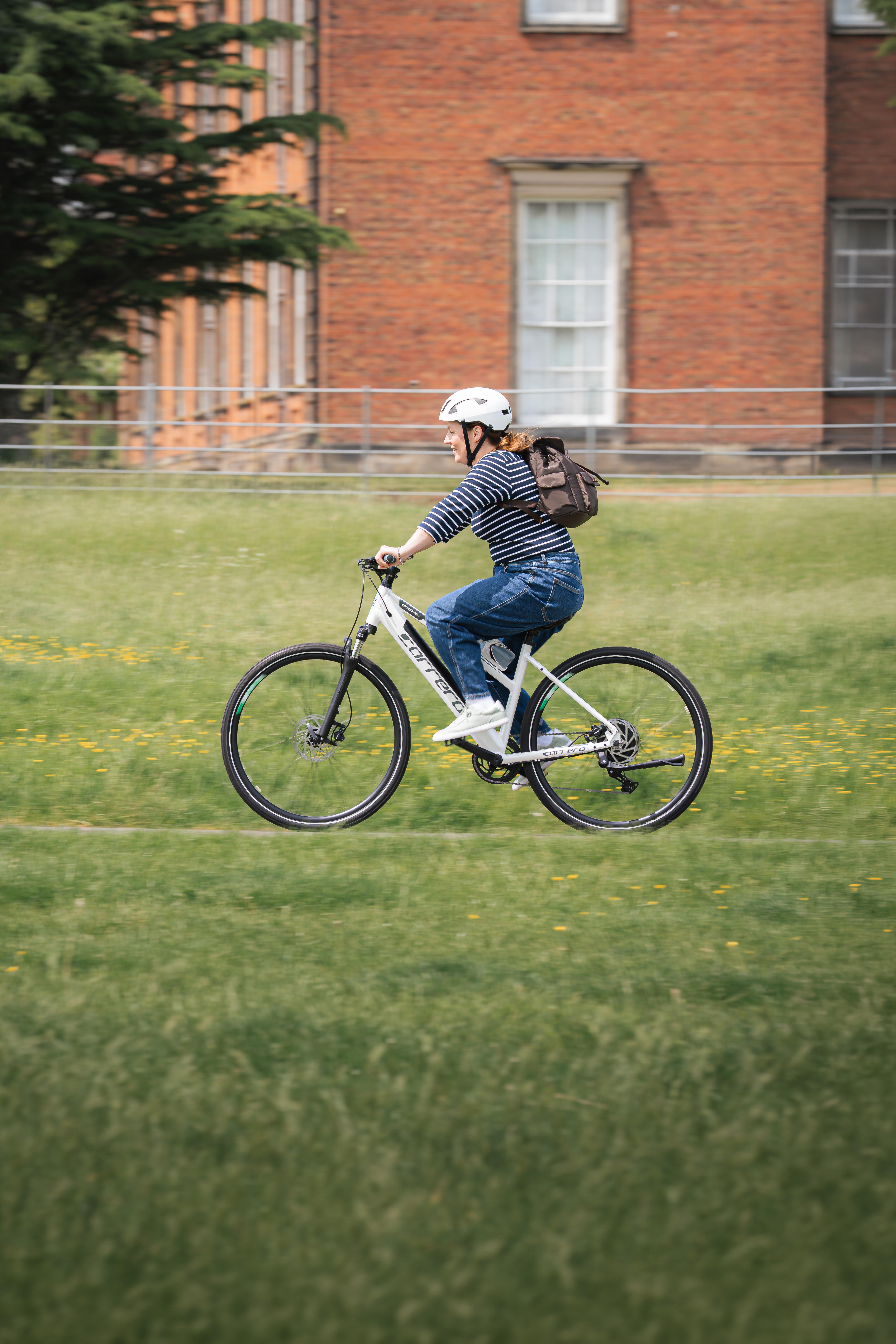 Carrera Crossfire-E 2026 Womens Electric Hybrid Bike - S, M Frames