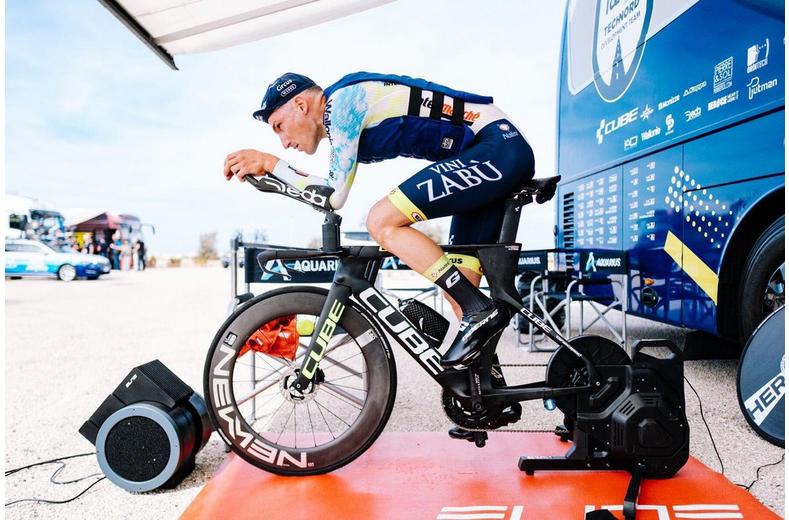 Elite Aria Interactive Training Fan Elite Aria Interactive Training Fan