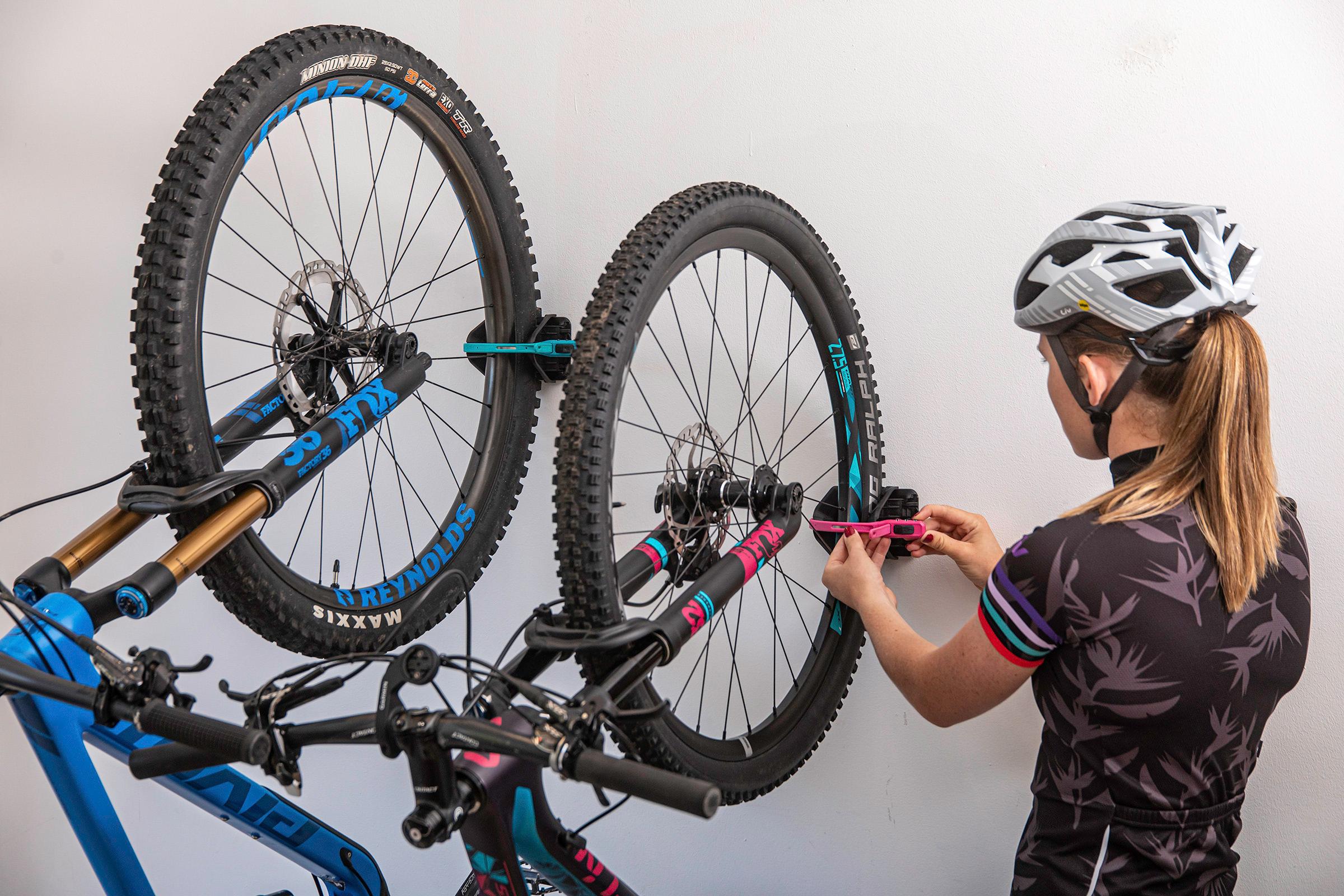 Hiplok JAW Compact Wall Mount Black